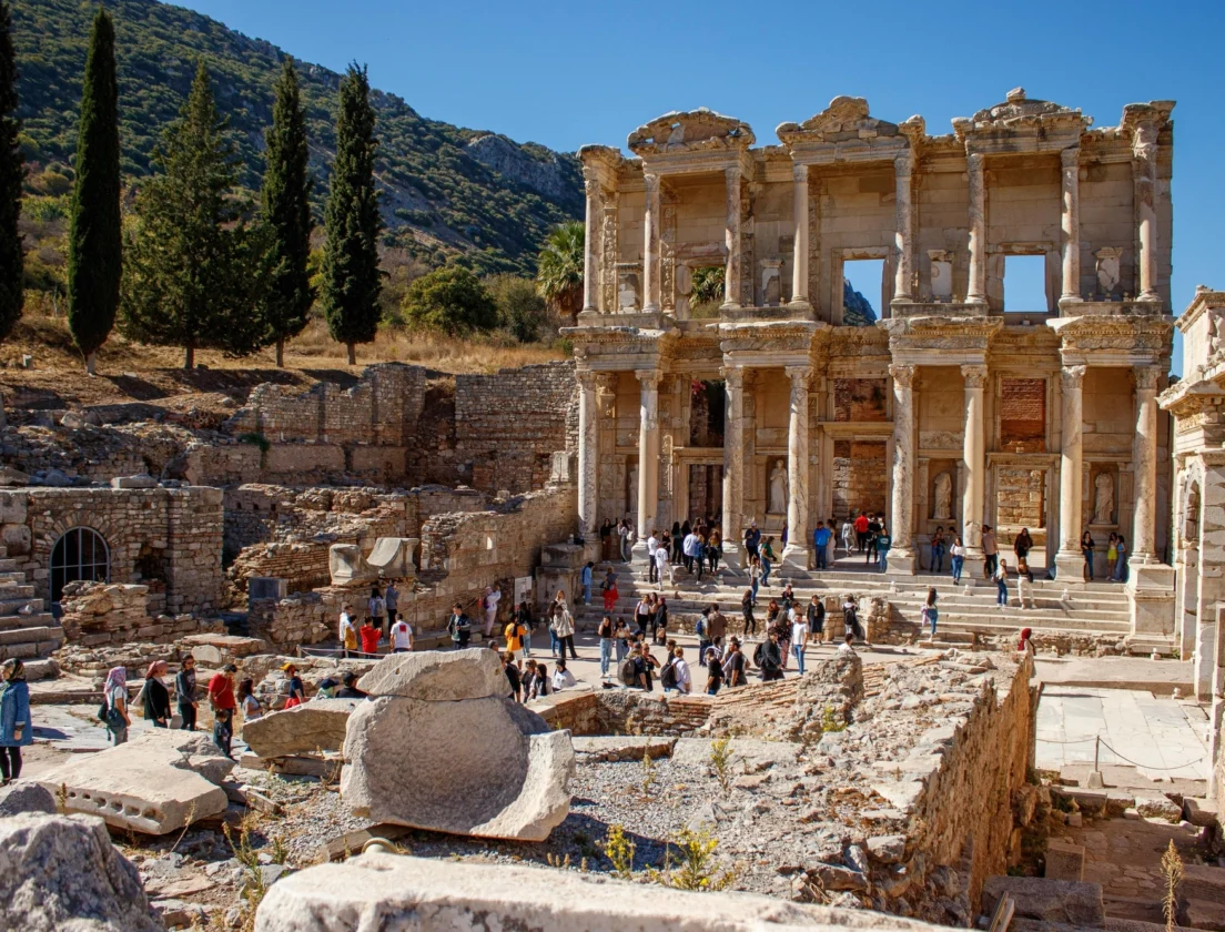 Ciudad Antigua de Éfeso, Biblioteca de Celso