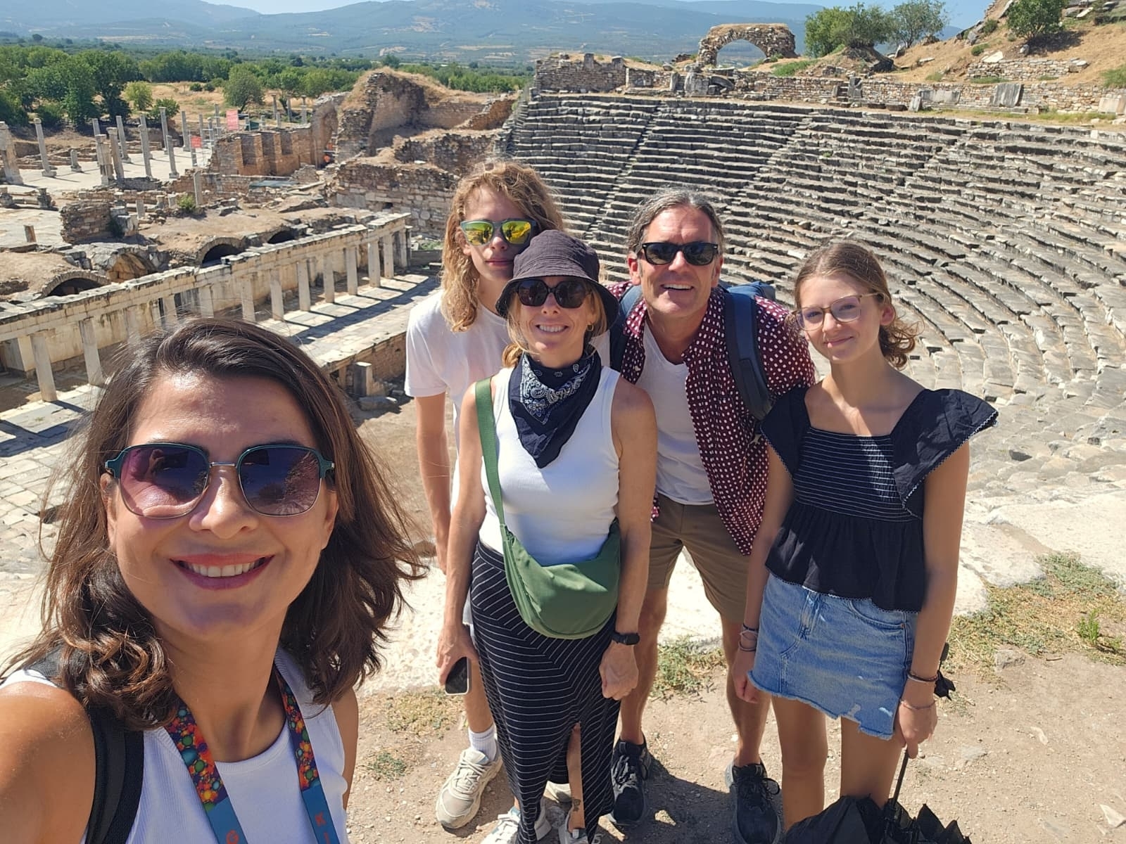 Ephesus Ancient City Tour with Gufte Kilic